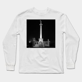 Hősök tere Long Sleeve T-Shirt